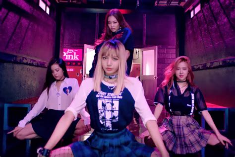 BLACKPINK – 붐바야 (BOOMBAYAH) lyrics (English .